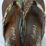 Sandal Ukir Bali