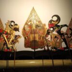 Kerajinan Tangan Wayang Kulit