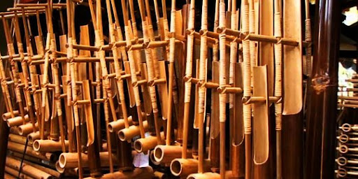 Angklung: Instrumen Musik Tradisional