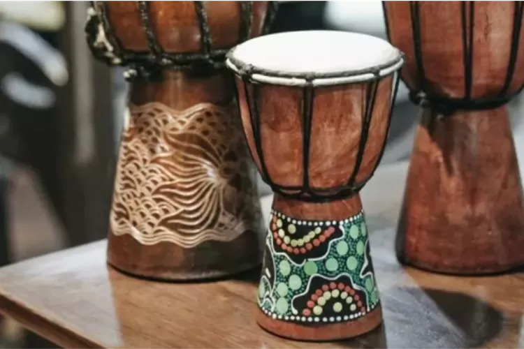 Tifa: Alat Musik Tradisional Khas Papua dan Maluku