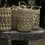 Anyaman Rotan Dayak: Fungsional dan Estetik