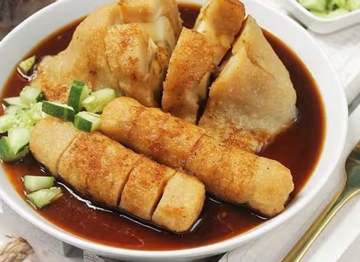Pempek. Ikon Kuliner Palembang yang Melegenda
