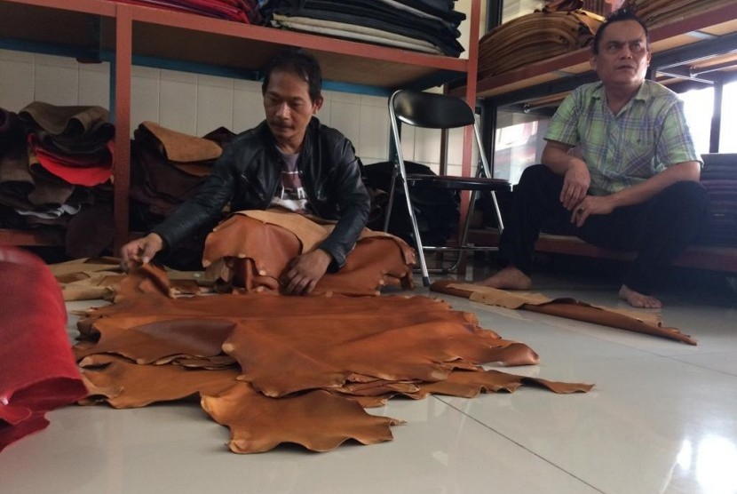 Kerajinan Kulit Sukaregang Garut
