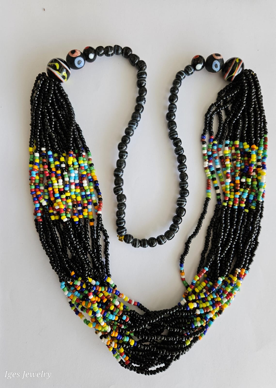 Kalung Manik-Manik Dayak