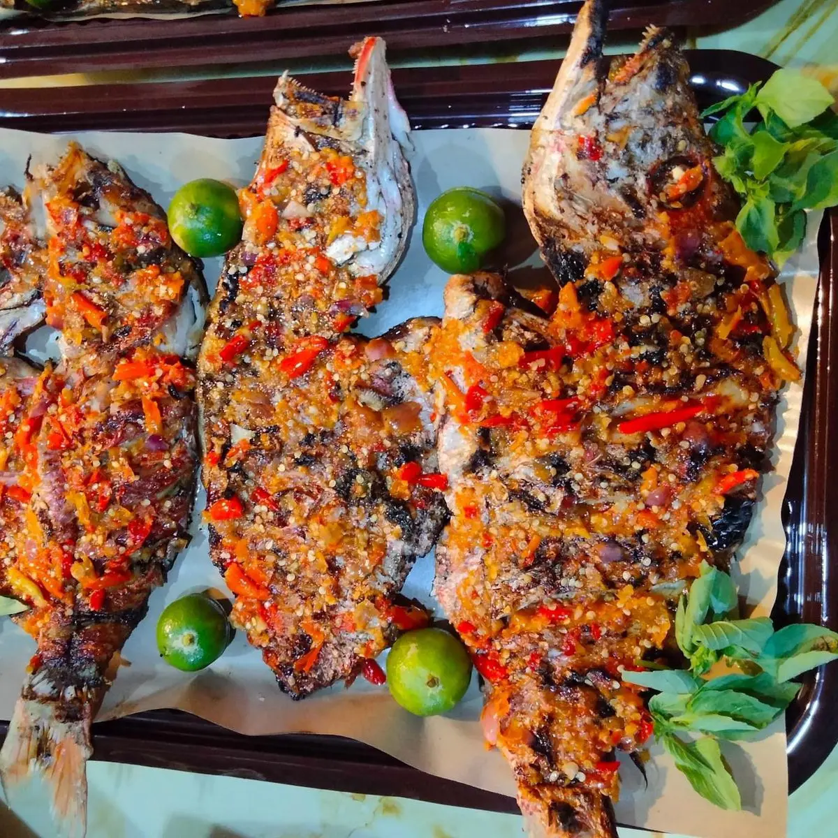 Ikan Bakar Rica-Rica: Sensasi Pedas Lezat