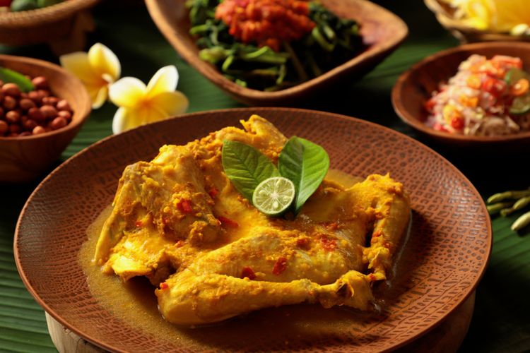 Ayam Betutu. Kuliner Pedas Asli Gilimanuk